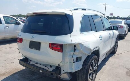 Mercedes-Benz GLB, 2025 год, 3 950 000 рублей, 3 фотография