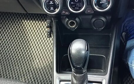 Suzuki Swift V, 2017 год, 1 050 000 рублей, 8 фотография