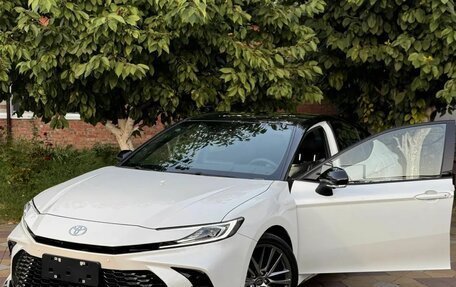 Toyota Camry, 2026 год, 4 390 000 рублей, 2 фотография