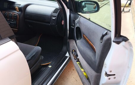 Opel Omega B, 1999 год, 350 000 рублей, 12 фотография