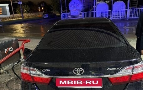 Toyota Camry, 2015 год, 1 850 000 рублей, 6 фотография