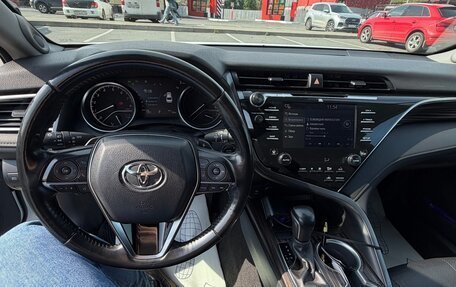 Toyota Camry, 2020 год, 2 950 000 рублей, 8 фотография