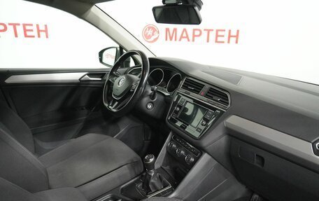 Volkswagen Tiguan II, 2019 год, 2 019 000 рублей, 10 фотография