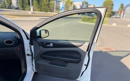 Ford Focus II рестайлинг, 2010 год, 575 000 рублей, 16 фотография