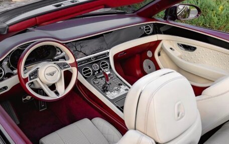 Bentley Continental GT III, 2019 год, 25 000 000 рублей, 10 фотография