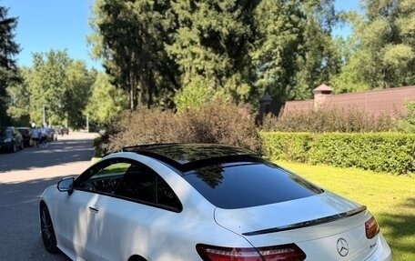 Mercedes-Benz E-Класс, 2018 год, 4 990 000 рублей, 4 фотография