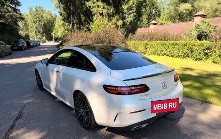Mercedes-Benz E-Класс, 2018 год, 4 990 000 рублей, 7 фотография