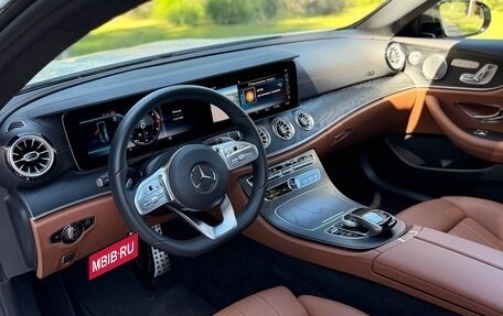 Mercedes-Benz E-Класс, 2018 год, 4 990 000 рублей, 12 фотография