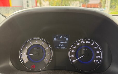 Hyundai Solaris II рестайлинг, 2015 год, 1 130 000 рублей, 11 фотография