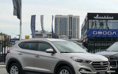 Hyundai Tucson III, 2018 год, 2 200 000 рублей, 3 фотография