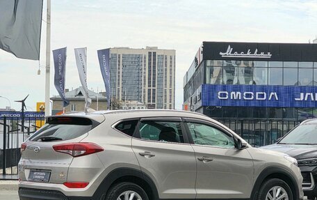 Hyundai Tucson III, 2018 год, 2 200 000 рублей, 7 фотография