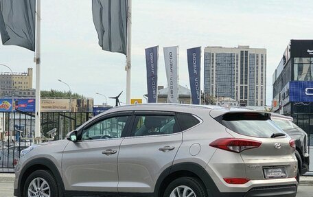 Hyundai Tucson III, 2018 год, 2 200 000 рублей, 5 фотография