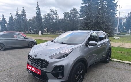 KIA Sportage IV рестайлинг, 2021 год, 2 220 000 рублей, 2 фотография