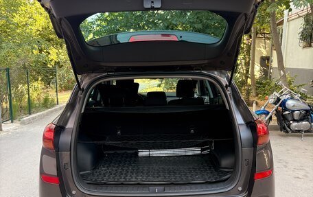 Hyundai Tucson III, 2019 год, 2 250 000 рублей, 21 фотография