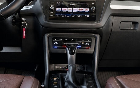 Volkswagen Tiguan II, 2021 год, 2 790 000 рублей, 10 фотография