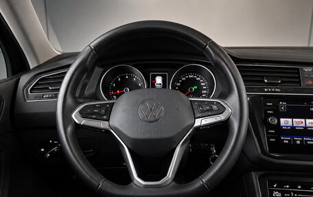 Volkswagen Tiguan II, 2021 год, 2 790 000 рублей, 14 фотография