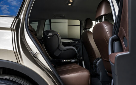 Volkswagen Tiguan II, 2021 год, 2 790 000 рублей, 23 фотография