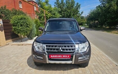 Mitsubishi Pajero IV, 2014 год, 2 600 000 рублей, 3 фотография