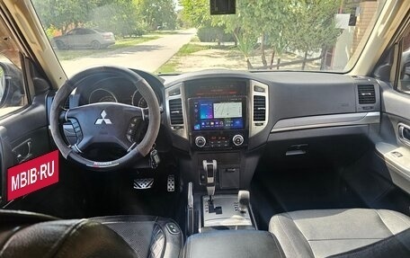 Mitsubishi Pajero IV, 2014 год, 2 600 000 рублей, 22 фотография