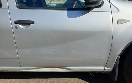 Renault Sandero I, 2013 год, 390 000 рублей, 10 фотография