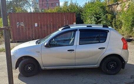 Renault Sandero I, 2013 год, 390 000 рублей, 13 фотография