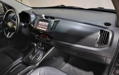 KIA Sportage III, 2011 год, 1 300 000 рублей, 10 фотография