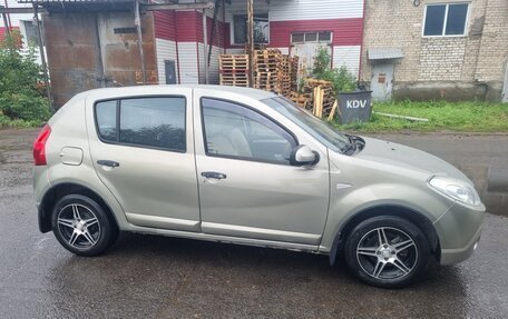 Renault Sandero I, 2010 год, 690 000 рублей, 4 фотография