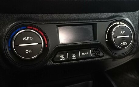 KIA Rio III рестайлинг, 2013 год, 930 000 рублей, 13 фотография