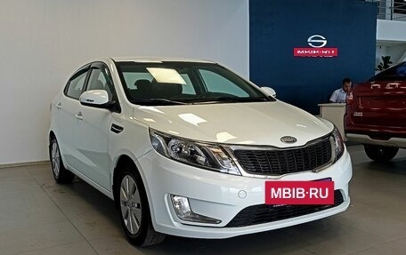 KIA Rio III рестайлинг, 2013 год, 930 000 рублей, 3 фотография