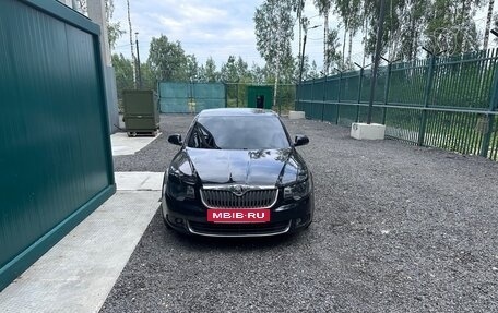 Skoda Superb III рестайлинг, 2012 год, 1 000 000 рублей, 3 фотография