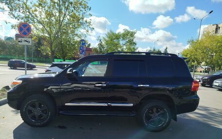 Toyota Land Cruiser 200, 2013 год, 3 790 000 рублей, 2 фотография