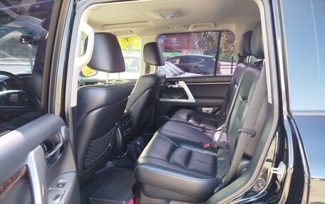 Toyota Land Cruiser 200, 2013 год, 3 790 000 рублей, 10 фотография