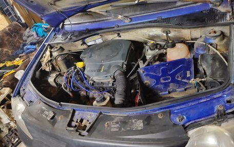 Renault Logan I, 2006 год, 150 000 рублей, 2 фотография