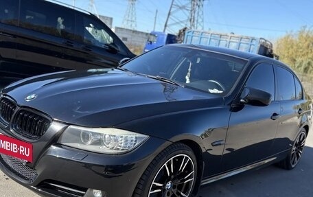 BMW 3 серия, 2011 год, 950 000 рублей, 2 фотография