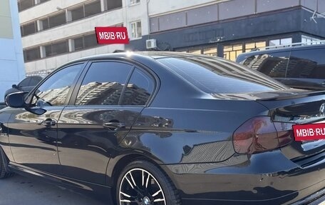 BMW 3 серия, 2011 год, 950 000 рублей, 3 фотография