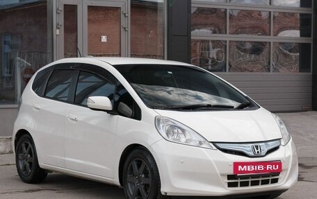Honda Fit III, 2011 год, 850 000 рублей, 3 фотография