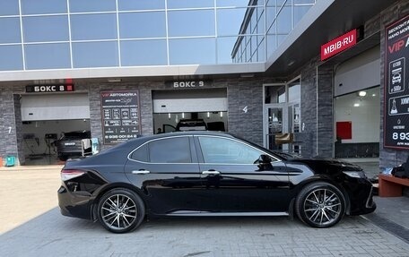 Toyota Camry, 2019 год, 1 795 000 рублей, 5 фотография