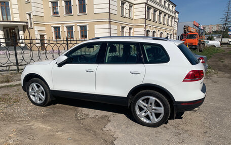 Volkswagen Touareg III, 2015 год, 2 700 000 рублей, 4 фотография