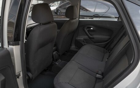 Volkswagen Polo VI (EU Market), 2012 год, 849 000 рублей, 11 фотография