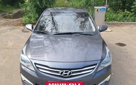 Hyundai Solaris II рестайлинг, 2016 год, 875 000 рублей, 3 фотография