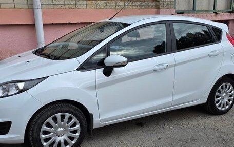 Ford Fiesta, 2016 год, 1 350 000 рублей, 2 фотография