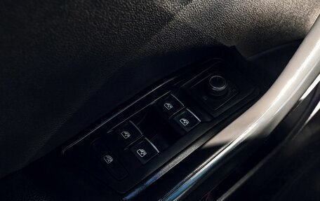 Volkswagen T-Roc I, 2021 год, 2 199 000 рублей, 12 фотография