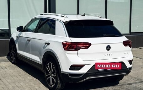 Volkswagen T-Roc I, 2021 год, 2 199 000 рублей, 3 фотография