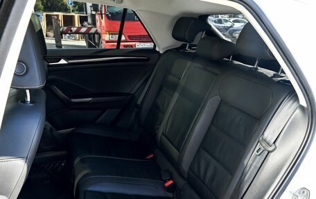 Volkswagen T-Roc I, 2021 год, 2 199 000 рублей, 18 фотография