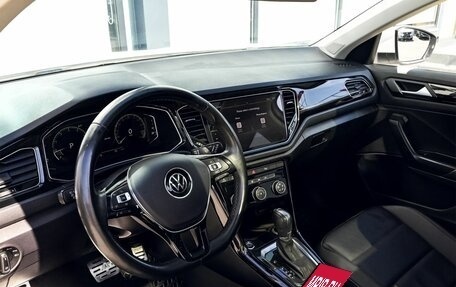 Volkswagen T-Roc I, 2021 год, 2 199 000 рублей, 16 фотография