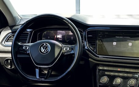 Volkswagen T-Roc I, 2021 год, 2 199 000 рублей, 20 фотография