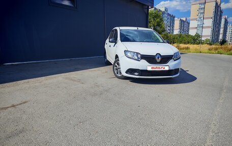 Renault Logan II, 2015 год, 400 000 рублей, 11 фотография