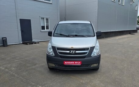 Hyundai Grand Starex Grand Starex I рестайлинг 2, 2008 год, 590 000 рублей, 1 фотография