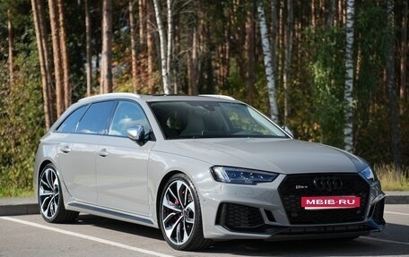Audi RS 4, 2019 год, 6 000 000 рублей, 2 фотография