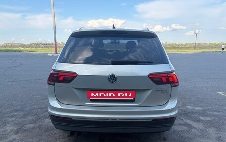 Volkswagen Tiguan II, 2020 год, 2 890 000 рублей, 4 фотография